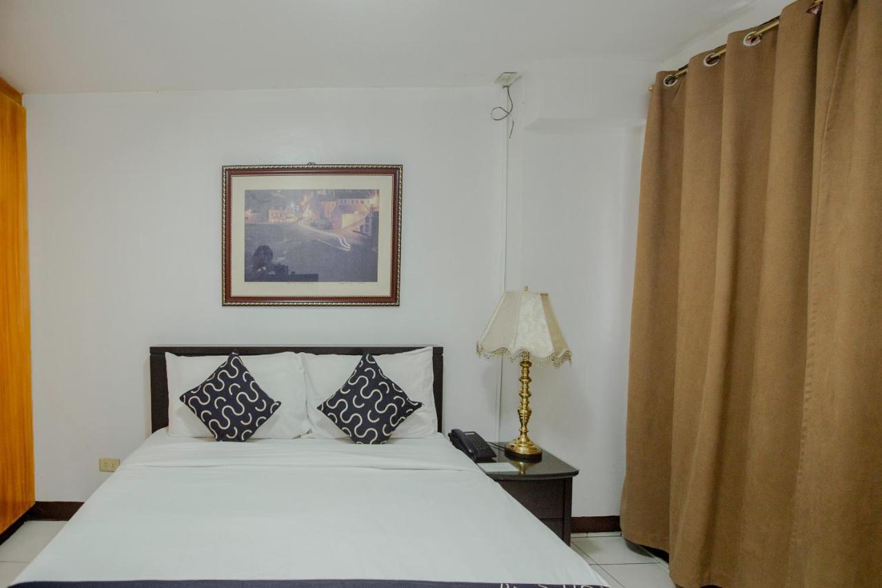 Newgrange Condotel Quezon City Kültér fotó