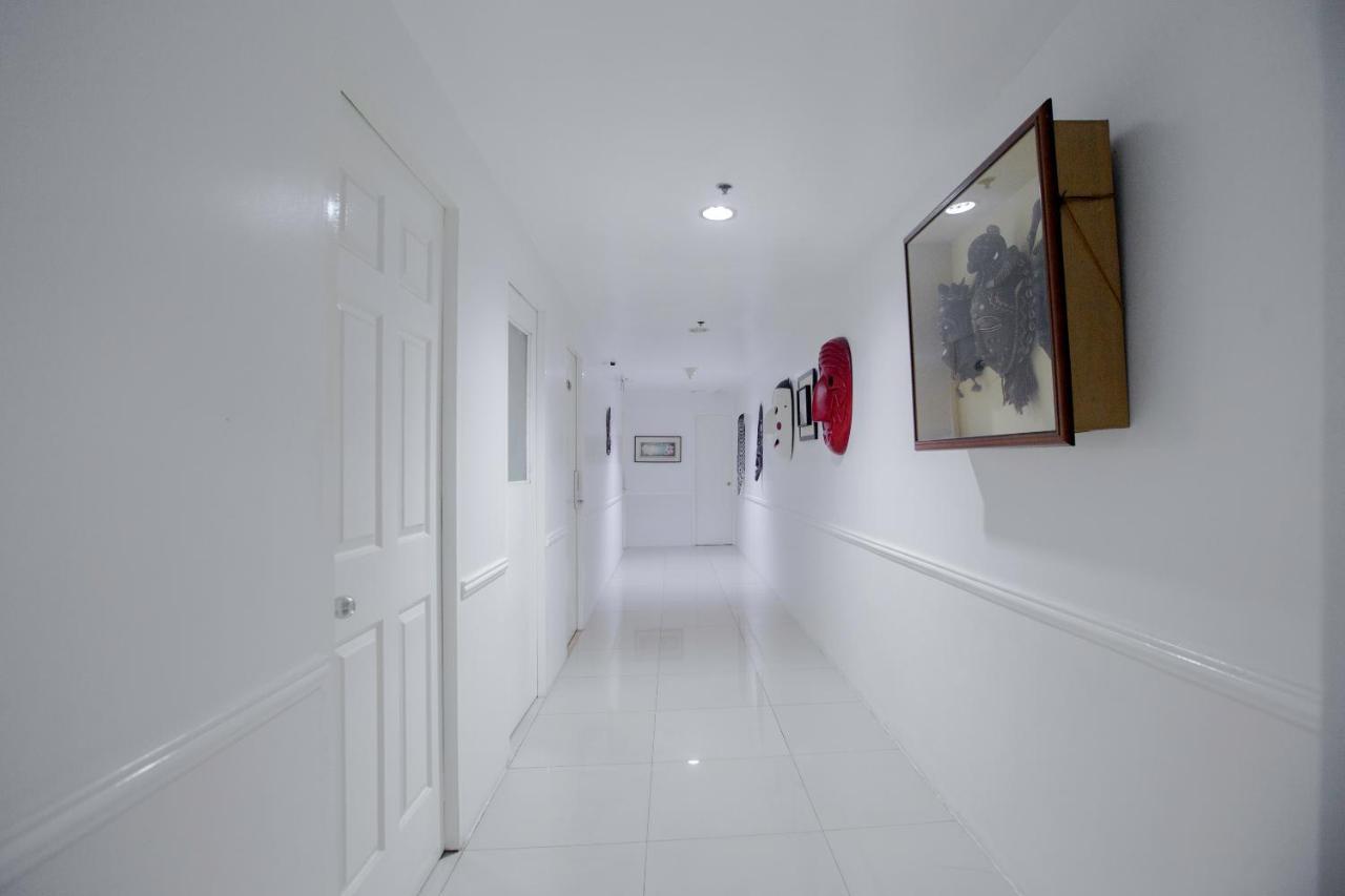 Newgrange Condotel Quezon City Kültér fotó
